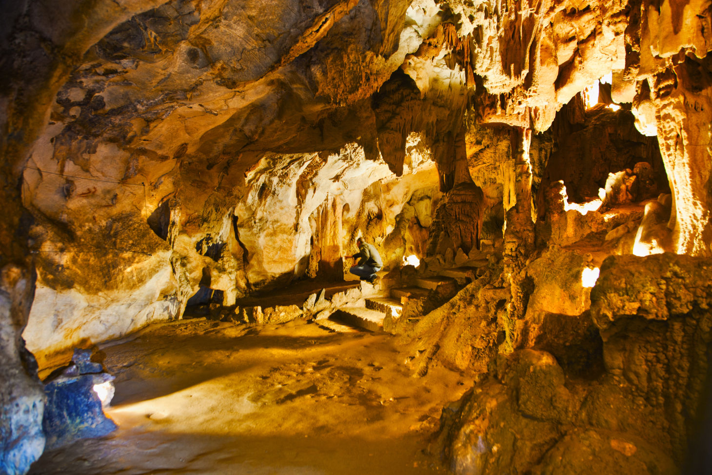 Cuevas de Monte Castillo