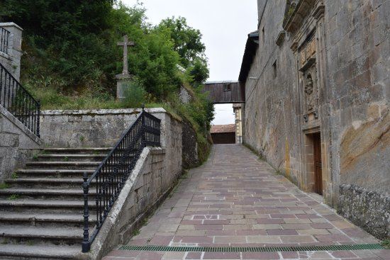 Santuario de La Virgen de Montesclaros